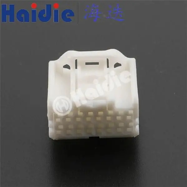 16 HOLE FEMALE WIRE CONNECTOR 6098-5279